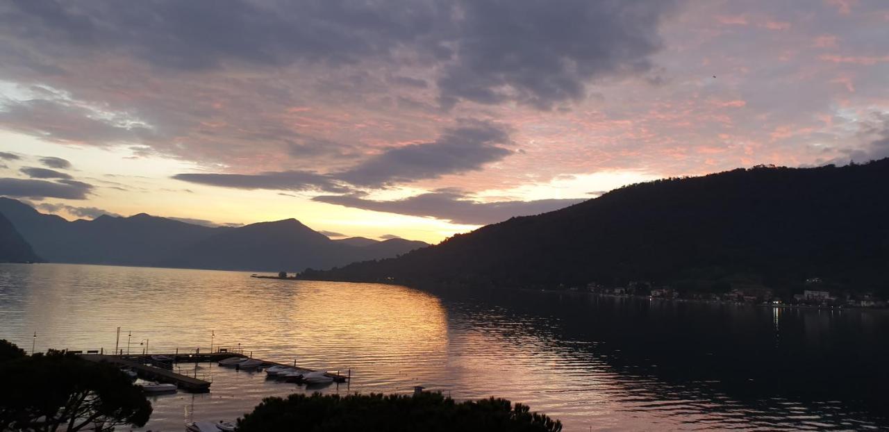 Sarnico Terrazza Sul Lago Di Iseo ภายนอก รูปภาพ